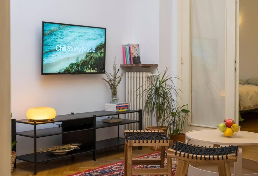 Ultra-Central University Square Apartament Apartament บูคาเรสต์ ภายนอก รูปภาพ