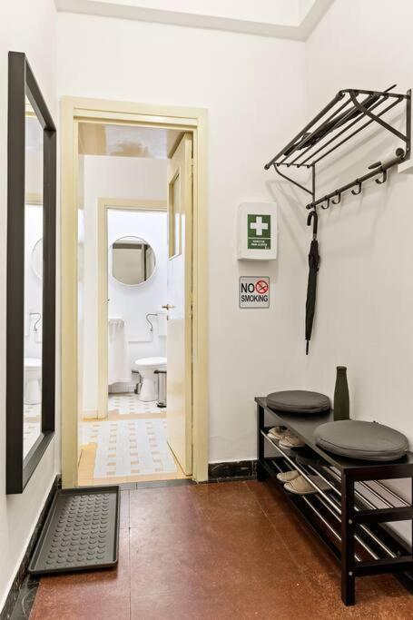 Ultra-Central University Square Apartament Apartament บูคาเรสต์ ภายนอก รูปภาพ